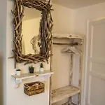 La Maison Du Bois Flotte Holiday home *