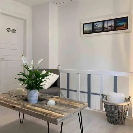 Nyaraló La Maison Du Bois Flotte *