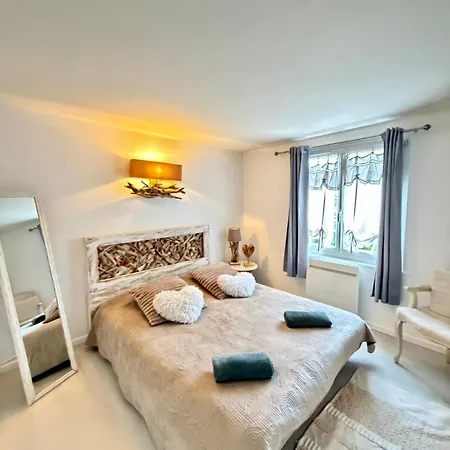 La Maison Du Bois Flotte Дом отдыха *