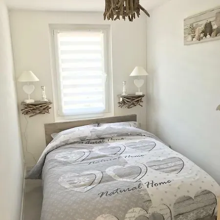 Holiday home La Maison Du Bois Flotte Boulogne-sur-Mer